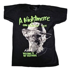 Hot Topic A Nightmare On Elm Street Womens Medium Tee